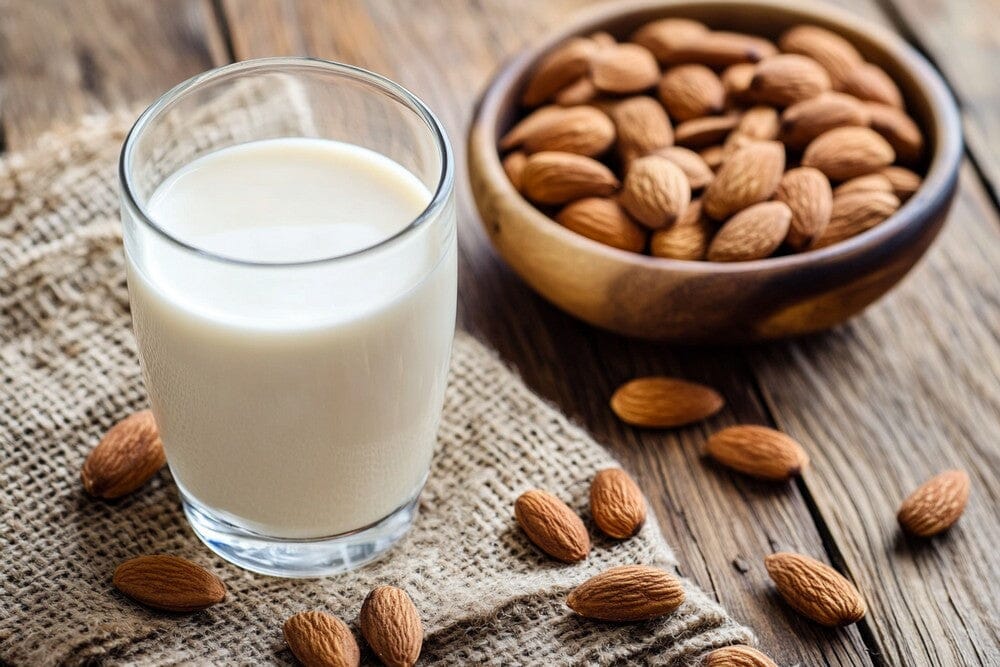 Is Almond Milk Good for Weight Loss: A Nutritional Review